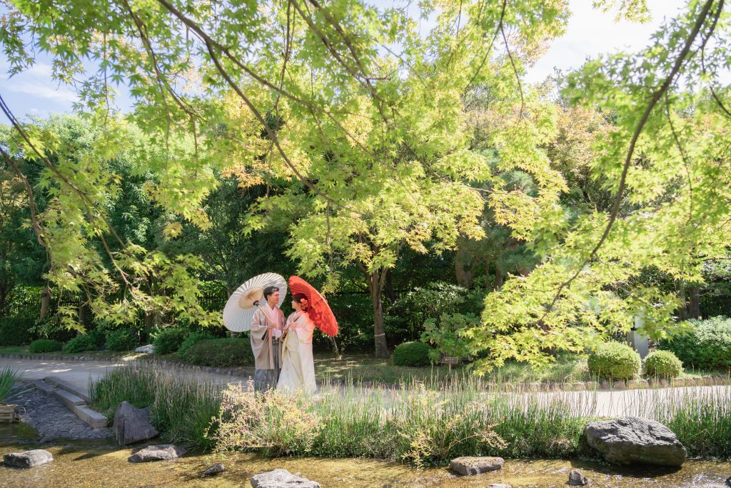 大阪・堺のフォトスタジオ「ブランフルール」
大仙公園日本庭園で和装前撮り(白無垢)_12