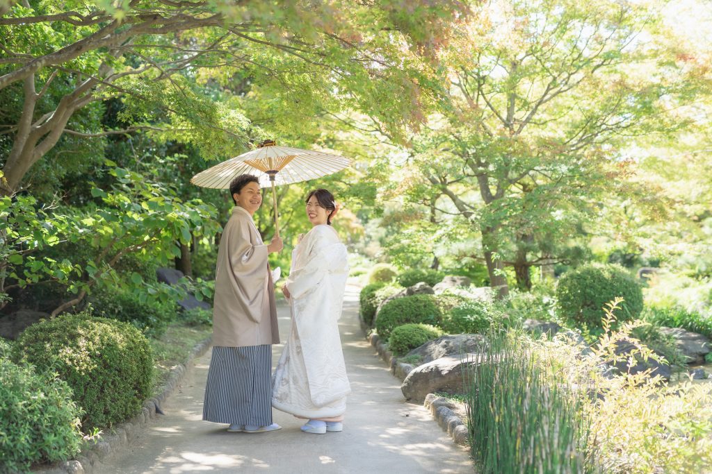 大阪・堺のフォトスタジオ「ブランフルール」
大仙公園日本庭園で和装前撮り(白無垢)_14