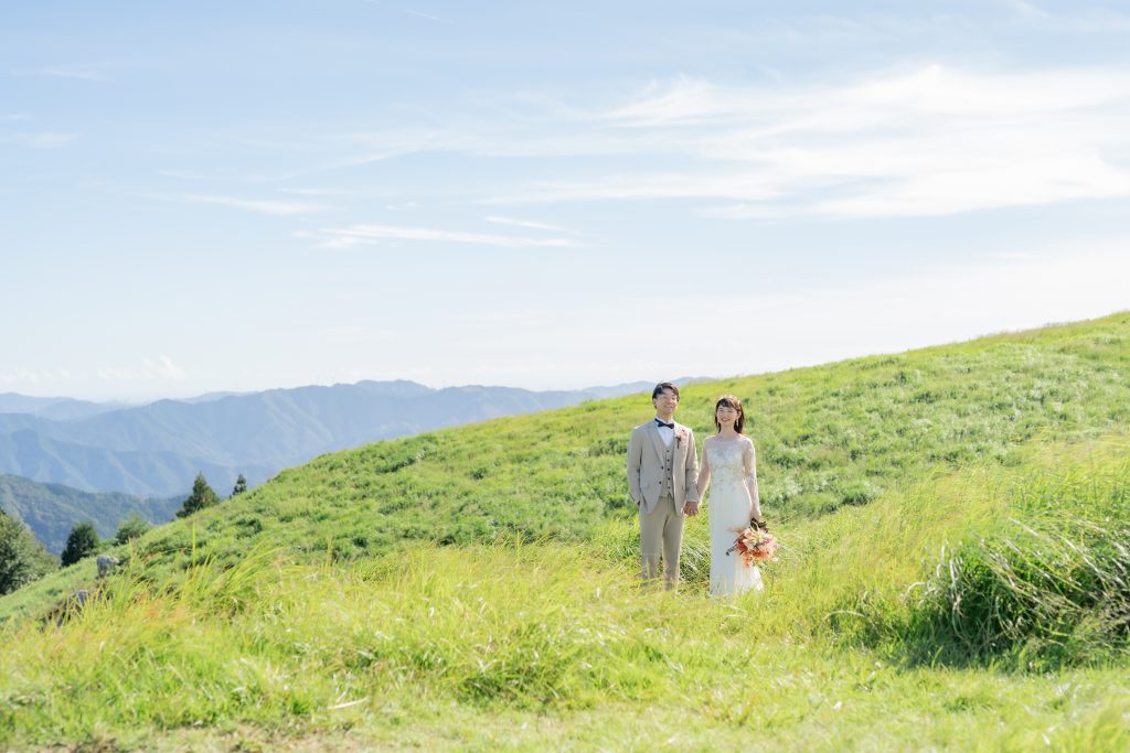 大阪・堺の前撮りフォトスタジオ「ブランフルール」 生石高原の洋装ロケーション前撮り_9月_キャンペーン_4