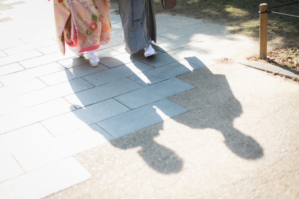 大阪・堺の前撮りフォトスタジオ「ブランフルール」 大阪堺の大仙公園の洋装ロケーション前撮り_2024年11月_大仙公園_新作衣装_K18_11