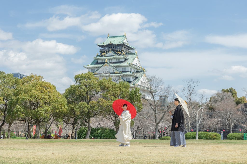 大阪・堺の前撮りフォトスタジオ「ブランフルール」 大阪堺の大仙公園の洋装ロケーション前撮り_2025年3月_大阪_大阪城公園_和装_16